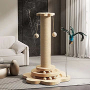 Arranhador para gatos com brinquedos